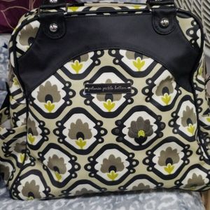 Petunia Pickle Bottom